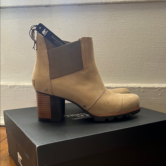 Sorel Tan Ankle Boots for Women - Picture 2 of 3